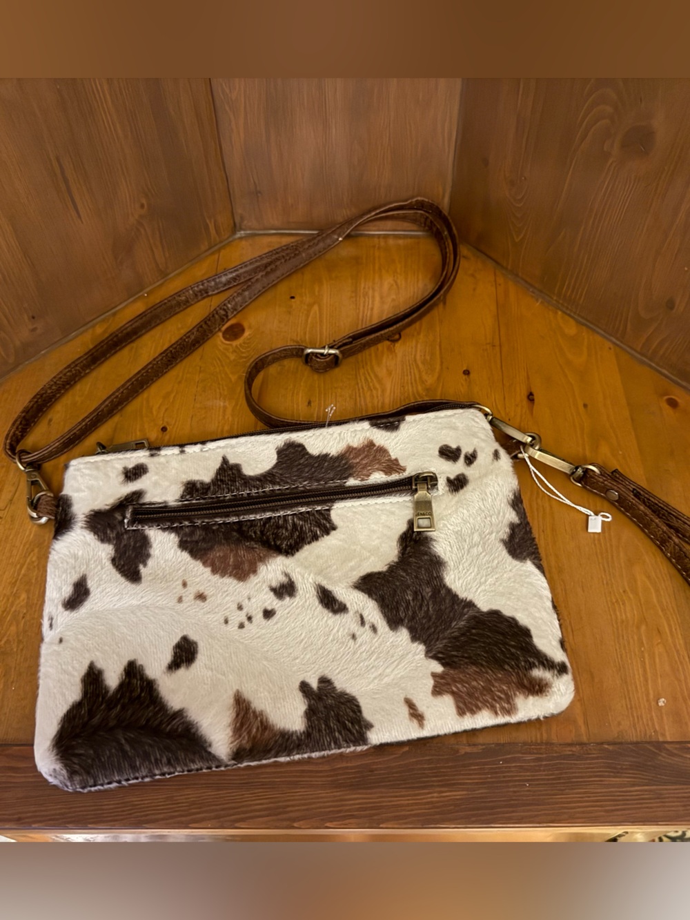 Jen and Co.vegan friendly faux fur cow hide  Crossbody/Wristlet Purse.